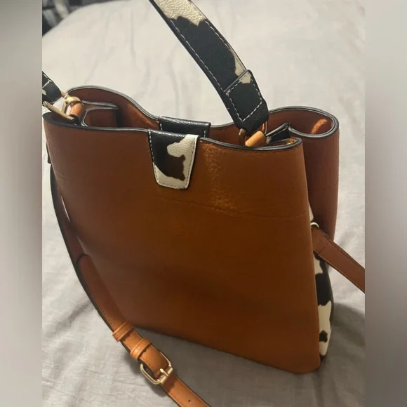 Awesome, NWOT Tan with Cow Decor Handle is a UnBranded Shoulder Bag/Cross Body. - Picture 1 of 16